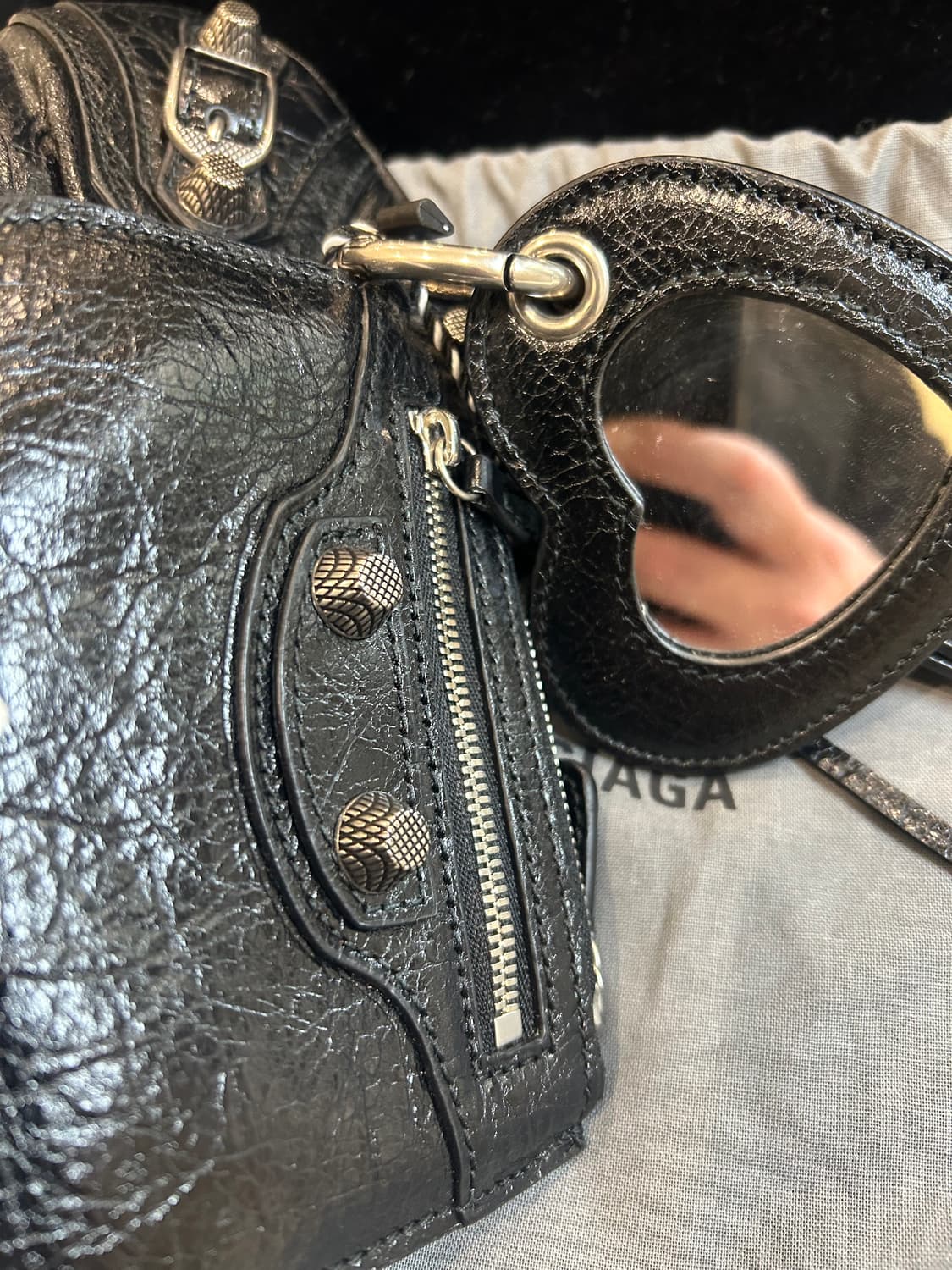 [정품/중고] 발렌시아가 르 카골 XS 슬링백 상품이미지5