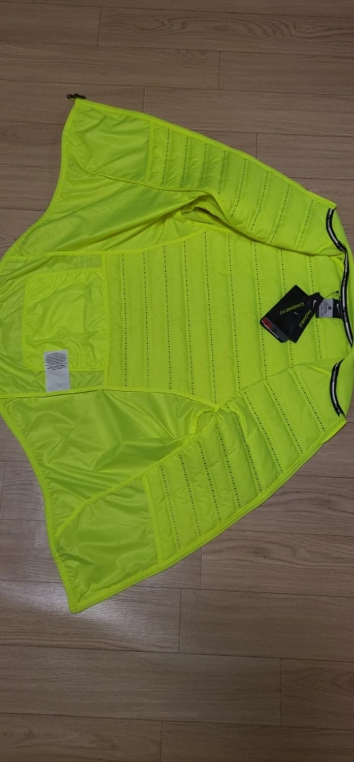 새상품M)나이키 우먼스 에어로로프트 베스트 조끼 상품이미지7