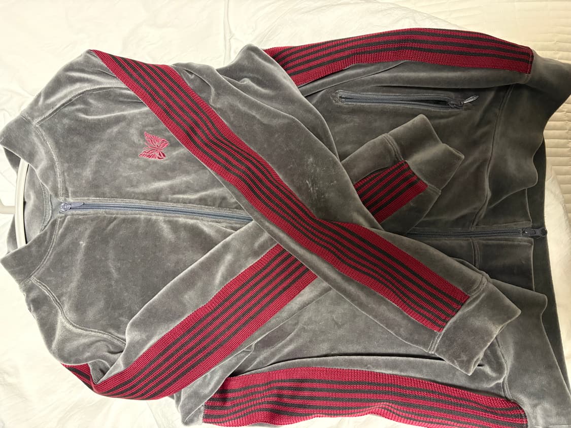 니들스 벨루어 트랙 자켓 판매 상품이미지1