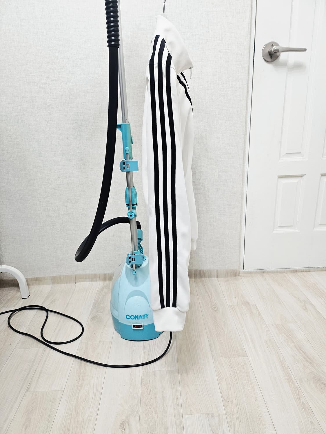 (90~95)S ☆초대장급☆ 아디다스 에센셜 3st [흰검] 트랙탑져지 상품이미지5