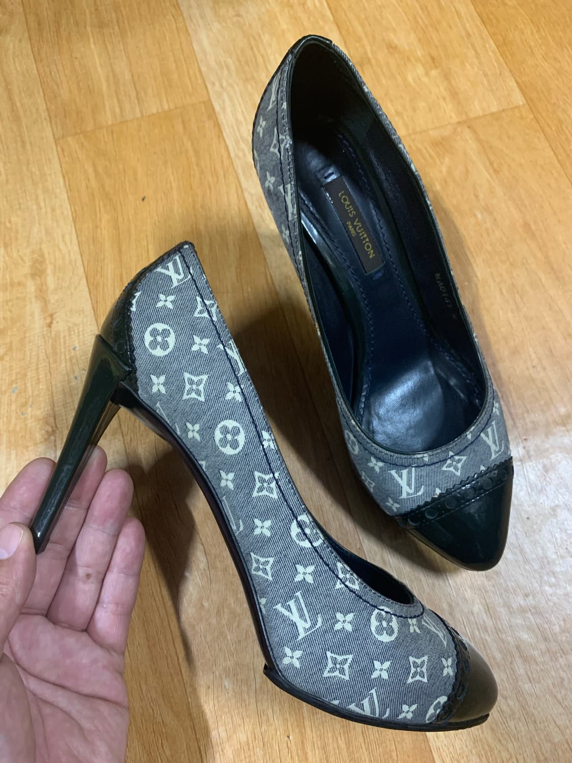 루이비통 모노그램 패턴 펌프스(36 사이즈) 상품이미지3