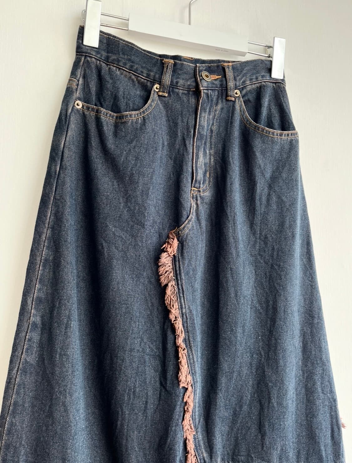 J.HONEY 투톤 패치워크 데님 롱 스커트 상품이미지2