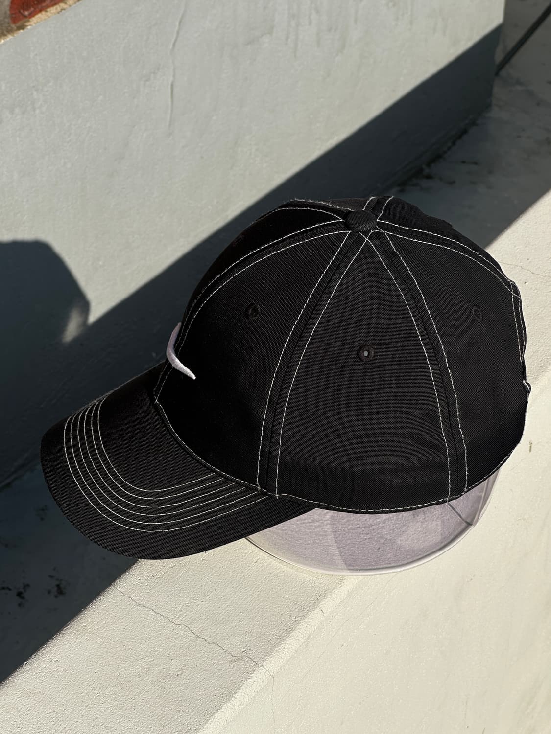 [F] 나이키 로고 스티치 디테일 블랙 볼캡 모자 상품이미지3