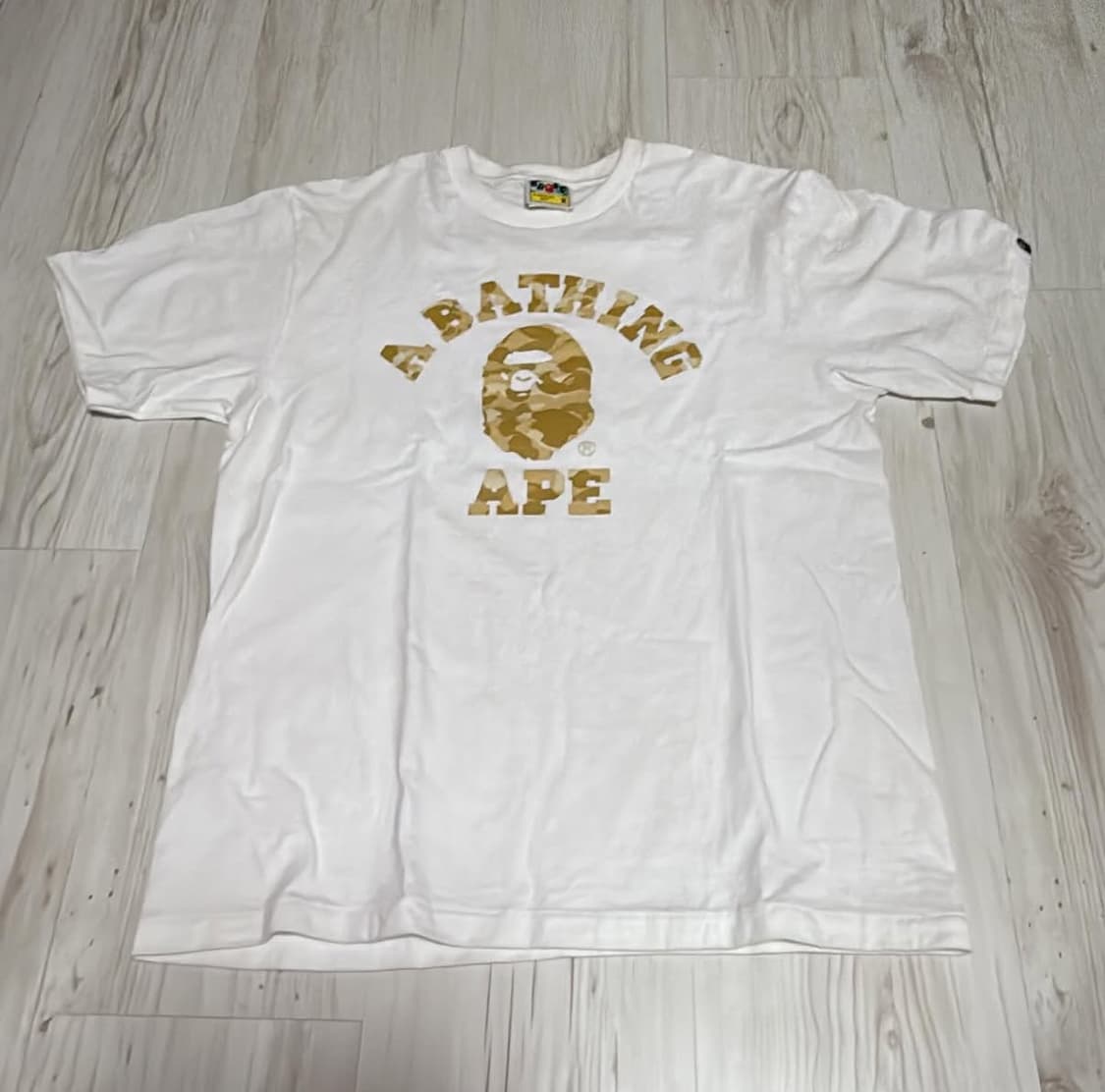 베이프 반팔티셔츠 상품이미지1