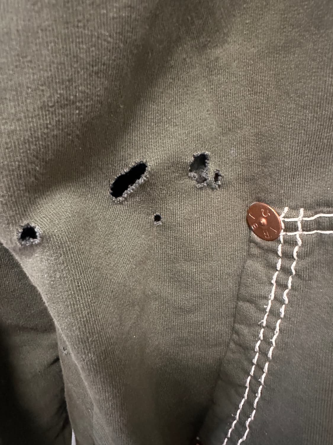 00‘s 트루릴리젼 디스트레스드 레이저 커팅 후드집업 상품이미지3