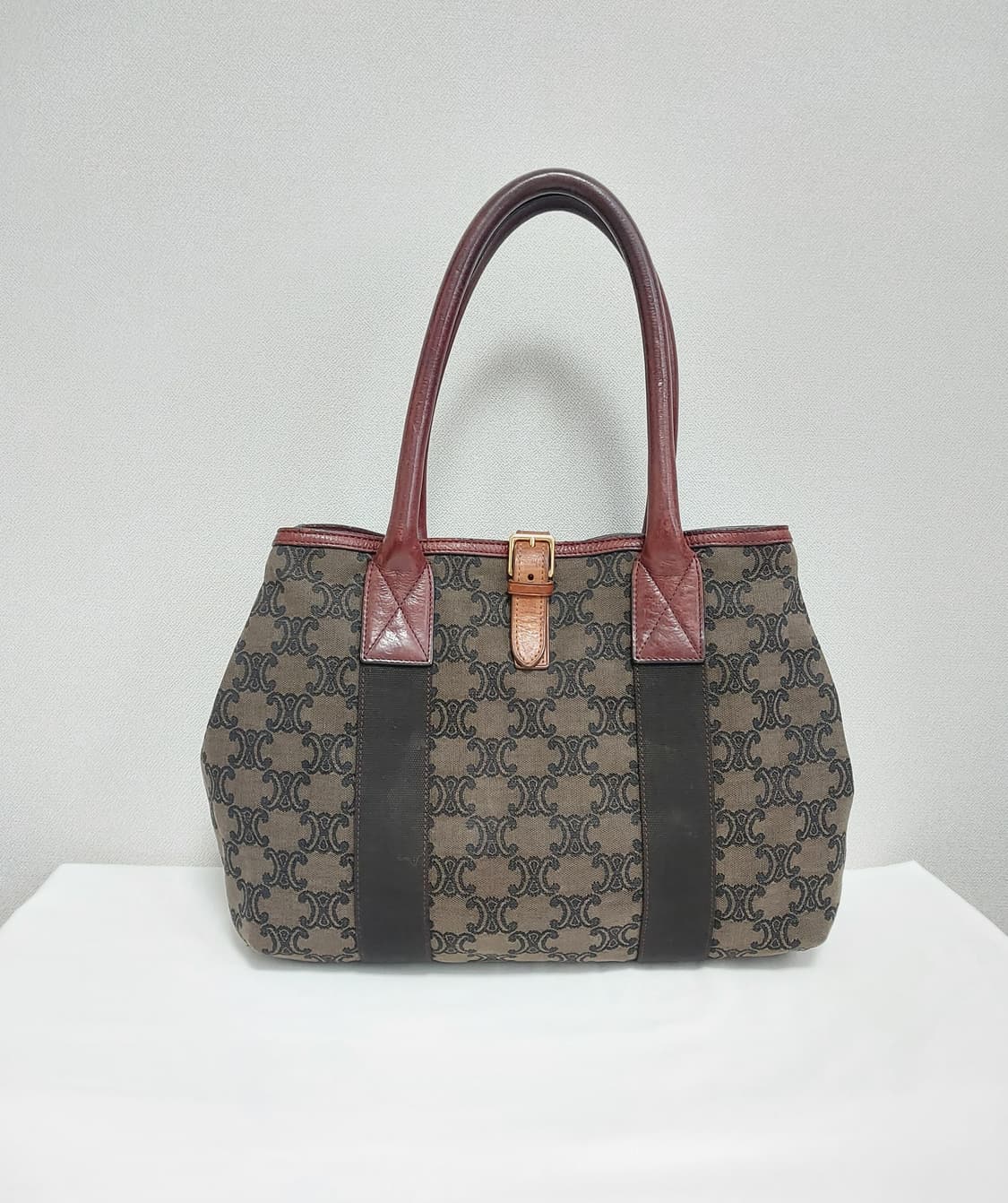 셀린느 트리오페 마카담 버클 토트백 (정품) 상품이미지2