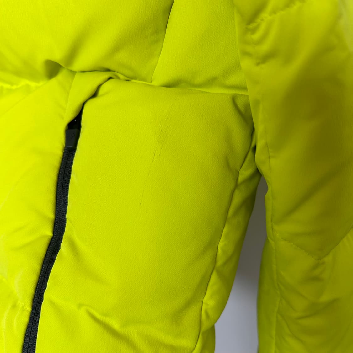 데상트 남자 후드패딩 솜빵빵 오리털 110 상품이미지4