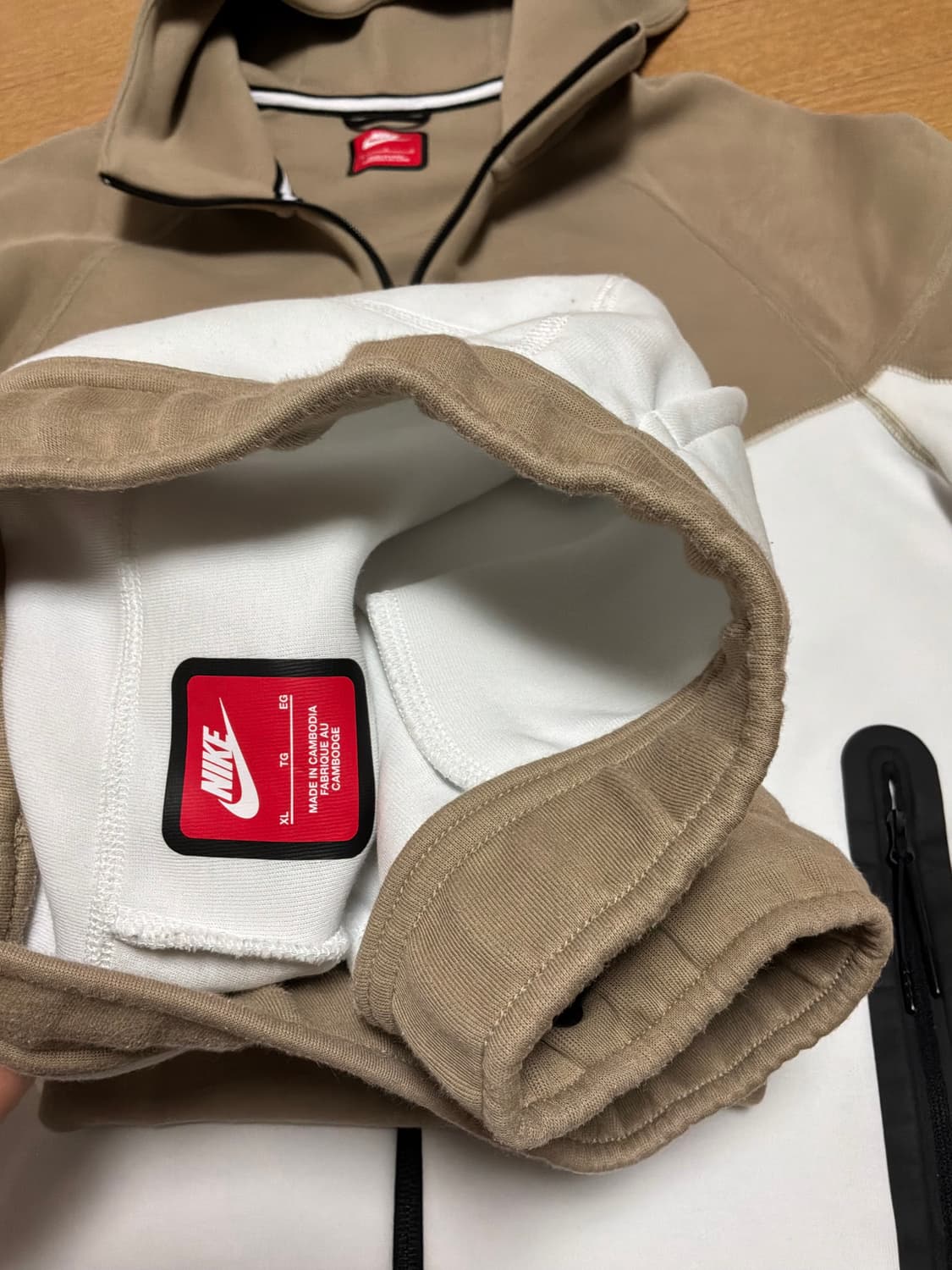 나이키 테크팩 상하의 세트 상품이미지3