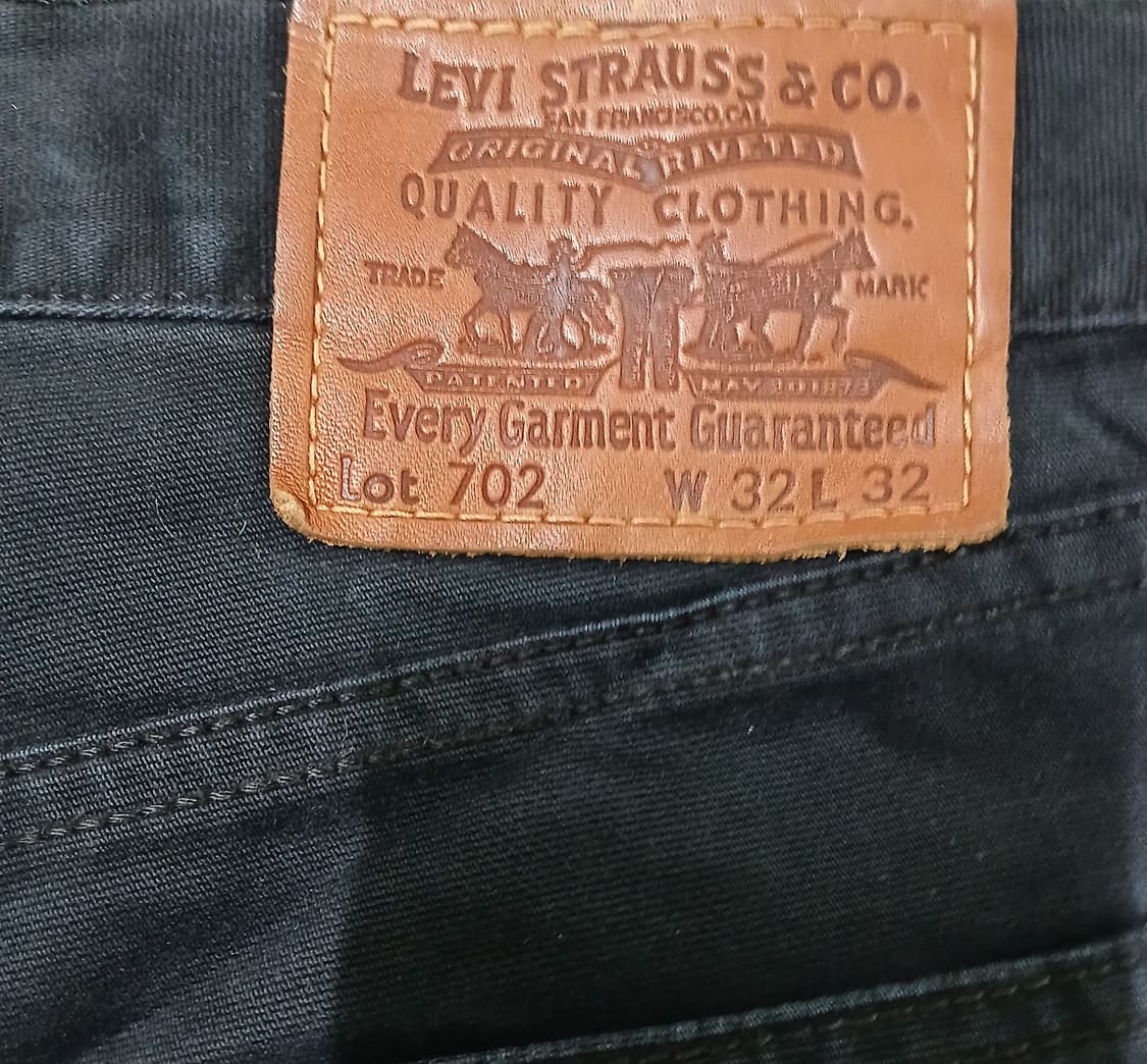 리바이스 702 블랙 팬츠 상품이미지3