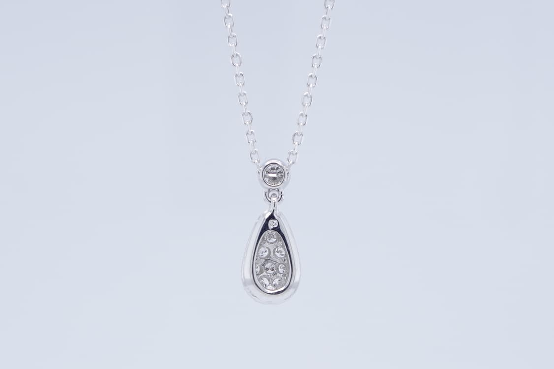 미키모토 천연다이아몬드 0.27캐럿 18K 화이트골드 드롭 펜던트 목걸이 상품이미지3