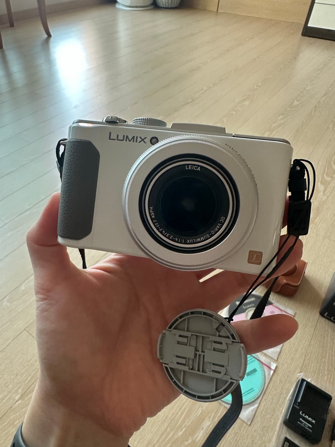 파나소닉 루믹스 LX7 화이트 풀세트 상품이미지2