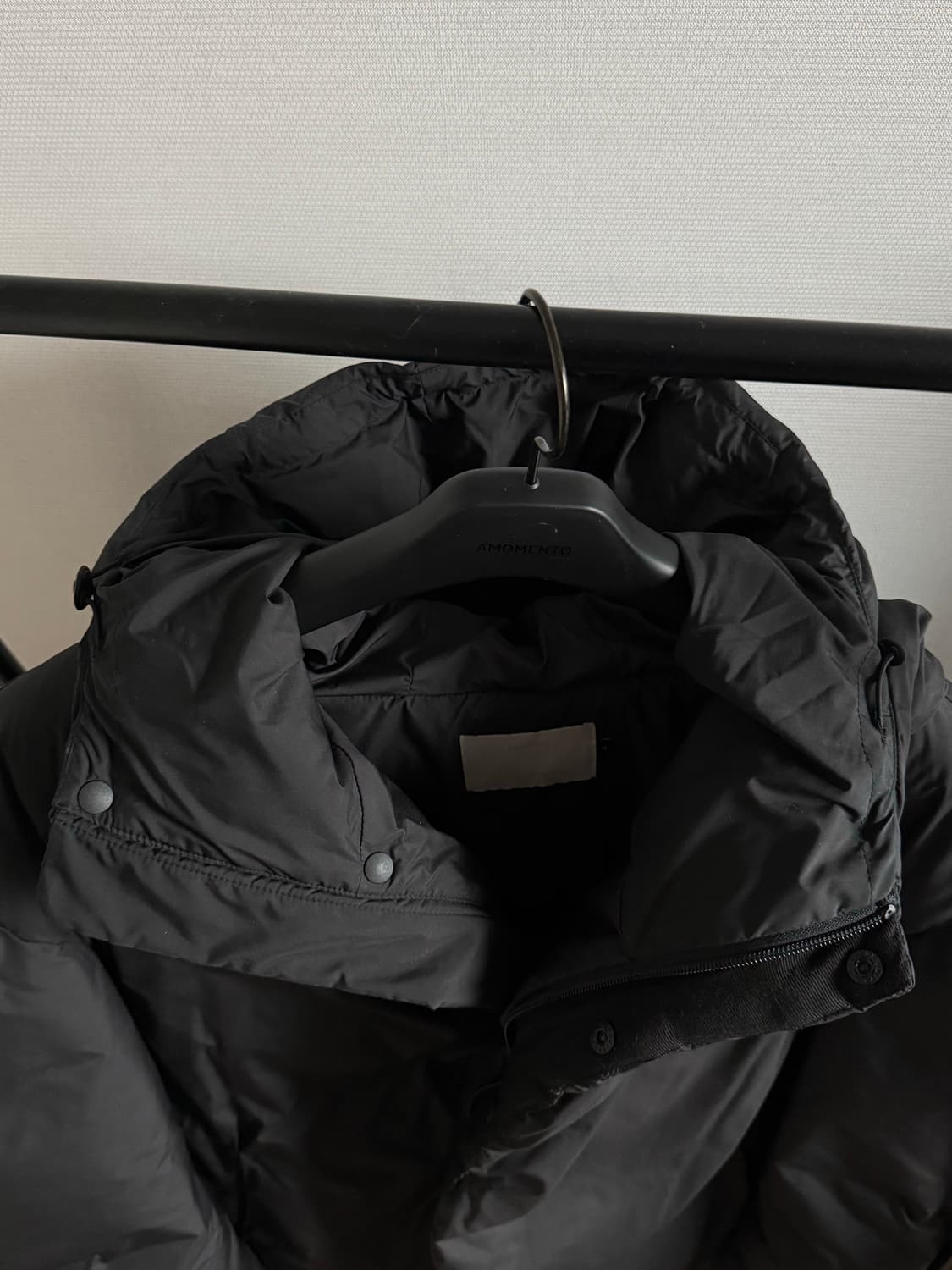 아모멘토 후디 푸퍼 다운 상품이미지2