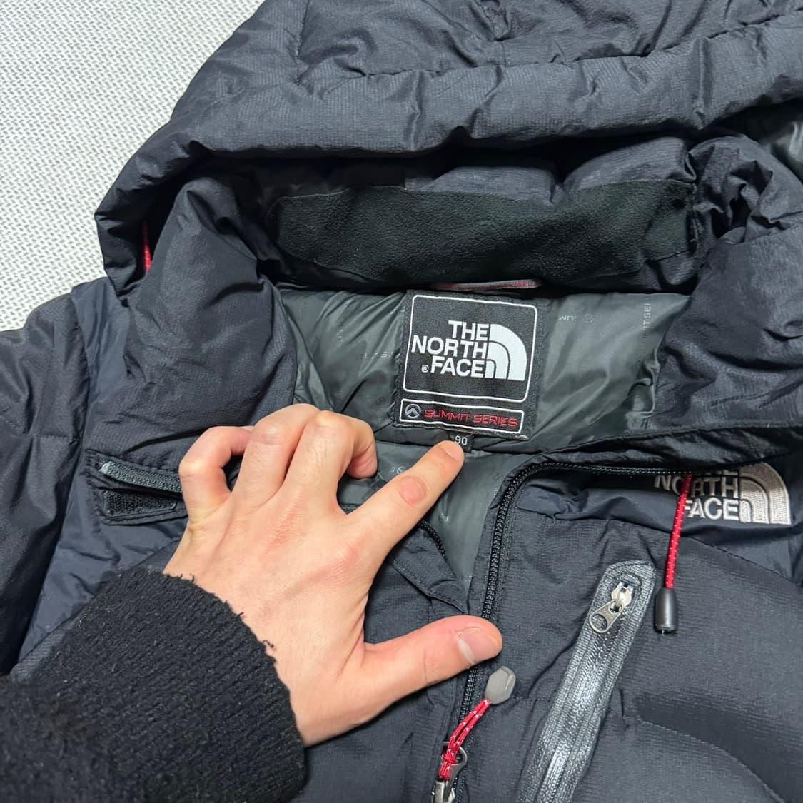 노스페이스 써밋시리즈 하이벤트 800 패딩 상품이미지3