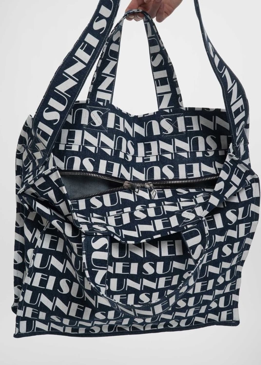 SUNNEI 올오버 로고 패턴 데님 토트백 (민트급) 상품이미지10