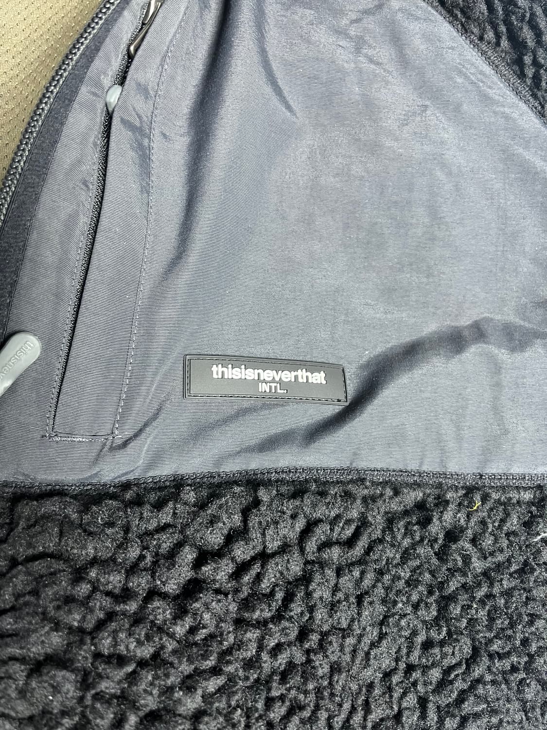 디스이즈네버댓 보아 후드 플리스 집업 L  상품이미지4