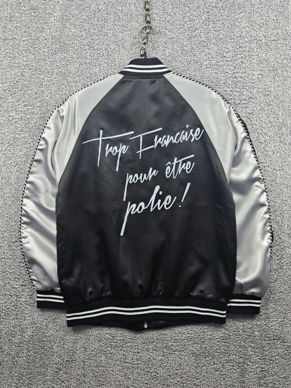 바운스 백 프린트 레터링 스카잔 자켓 ( M 추정 ) / 11472 상품이미지1