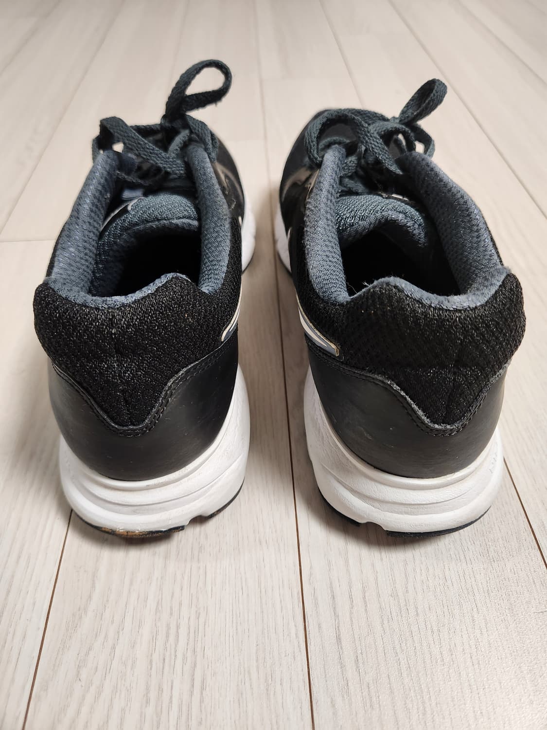 나이키 운동화 다운쉬프터6 러닝화 사이즈260

여러 중고사이트에도 같이 상품이미지2