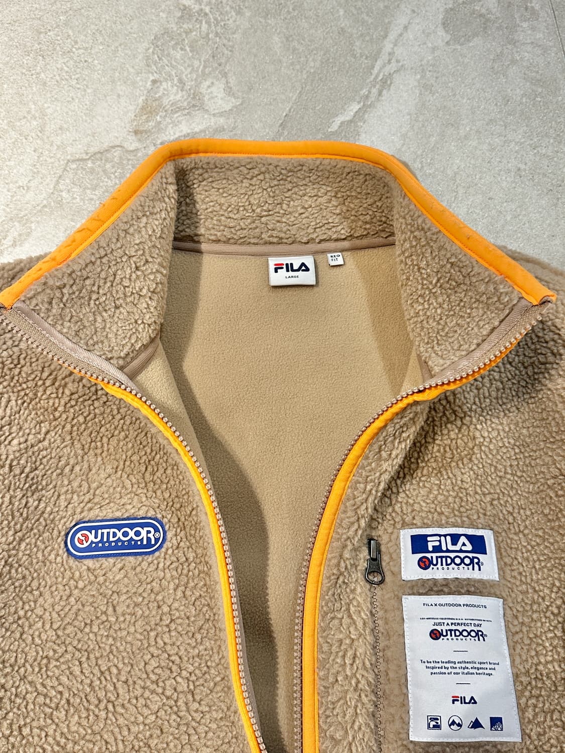 휠라 x 아웃도어프로덕츠 플리스 베이지 L 상품이미지4