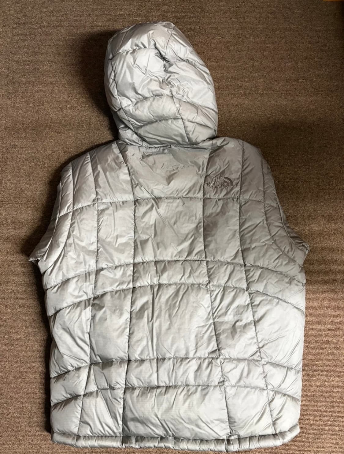 노스페이스 웨이브 LT 패딩 95(M) 그레이 상품이미지2