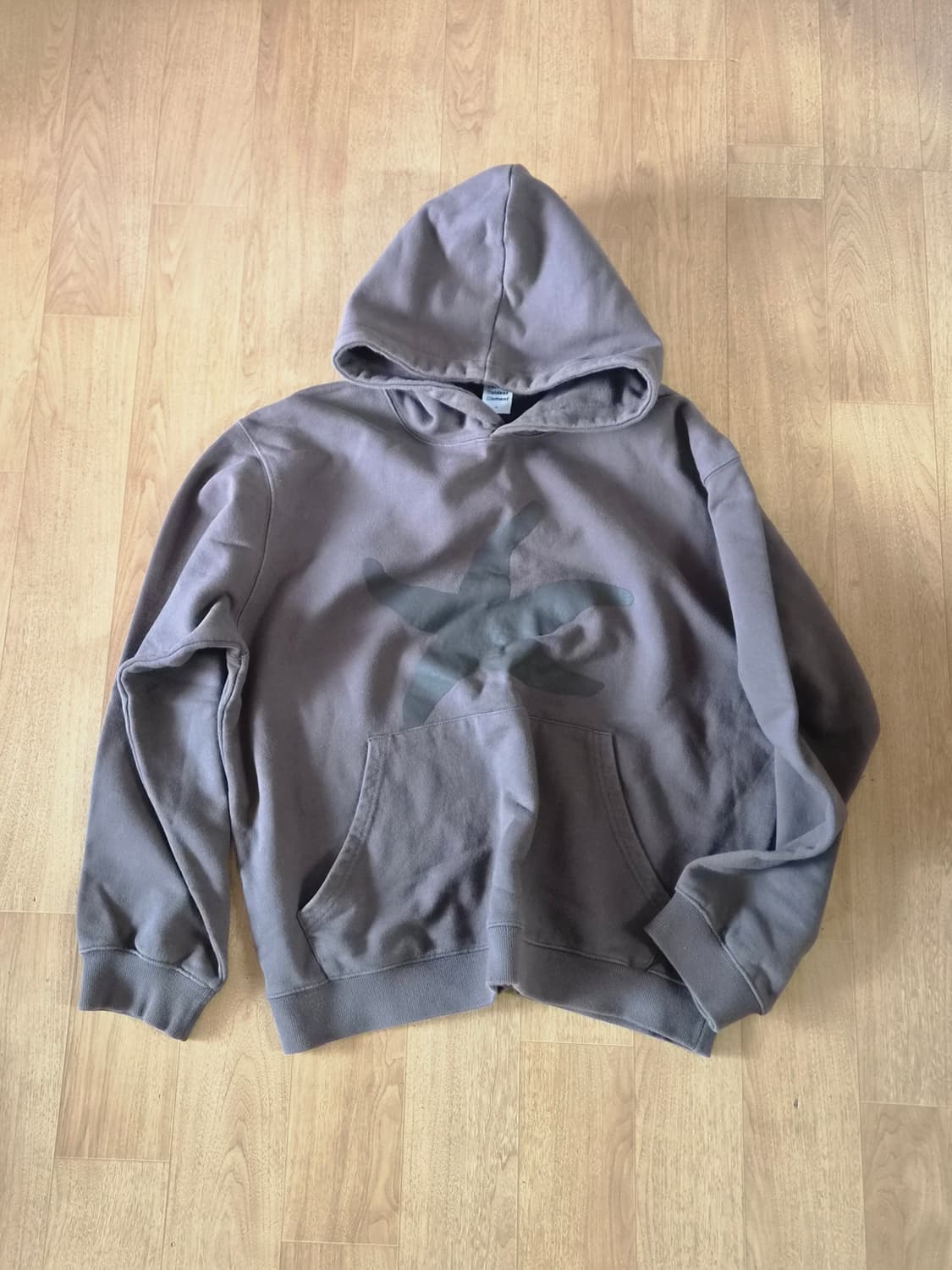 더콜디스트모먼트 후드티 상품이미지1