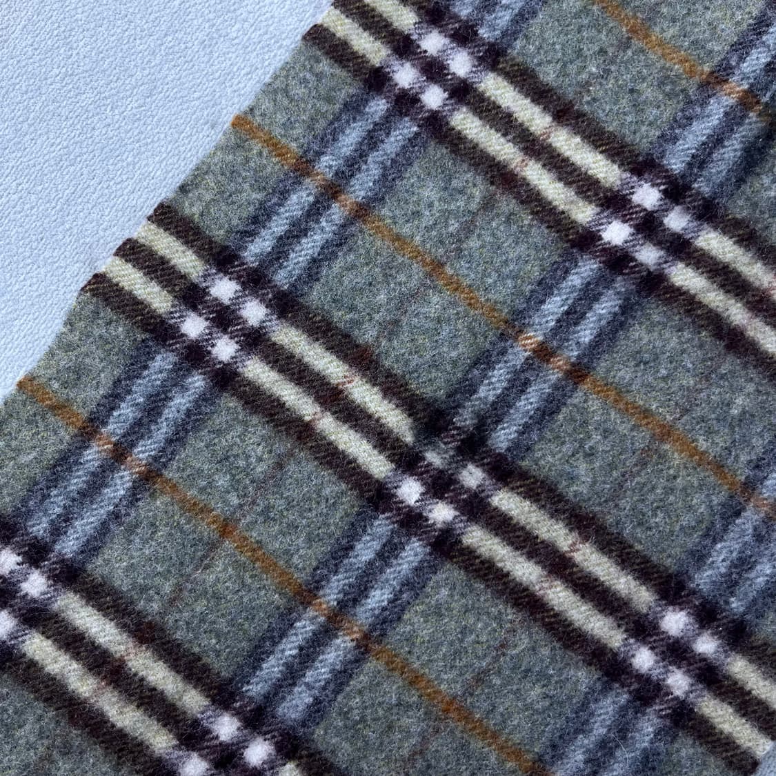 버버리 노바체크 램스울 그린 머플러 상품이미지4