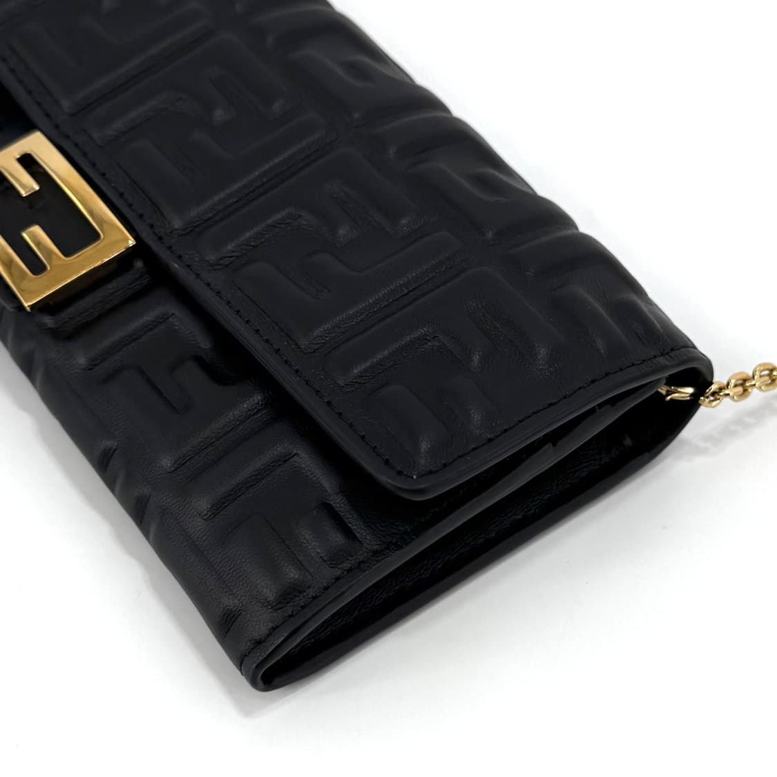 펜디 WOC 체인 장지갑 크로스백 블랙 (8M0365) 상품이미지7