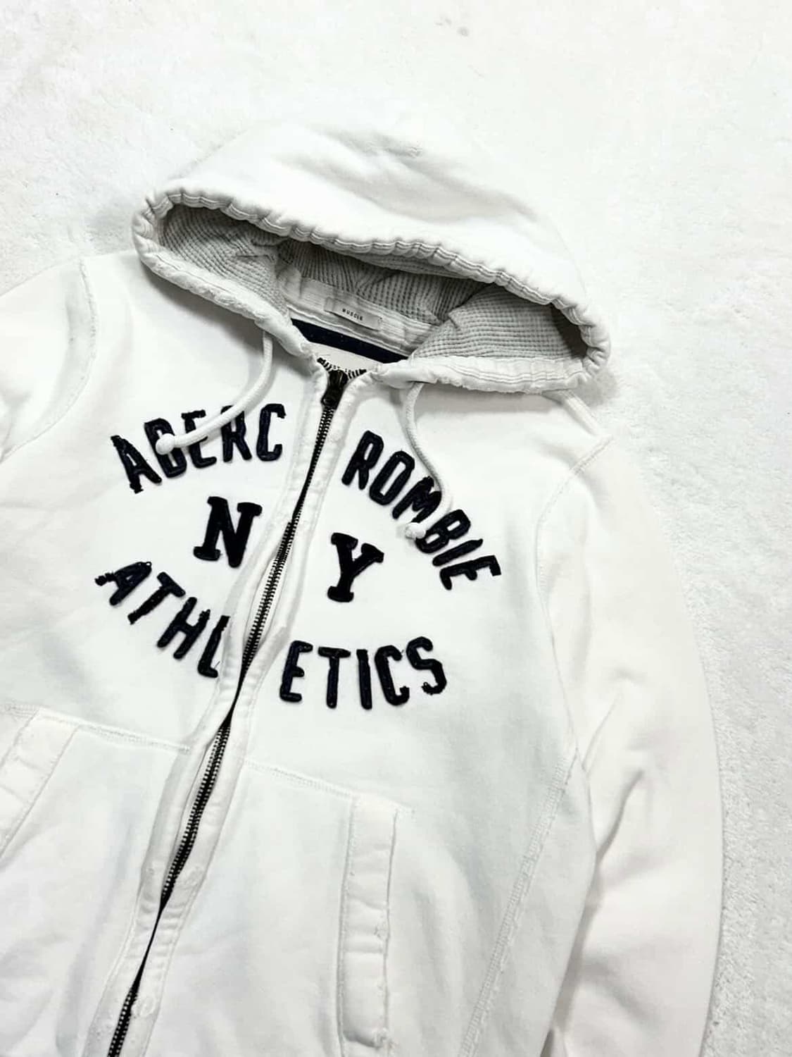 아베크롬비 빅로고 화이트 후드집업 상품이미지7