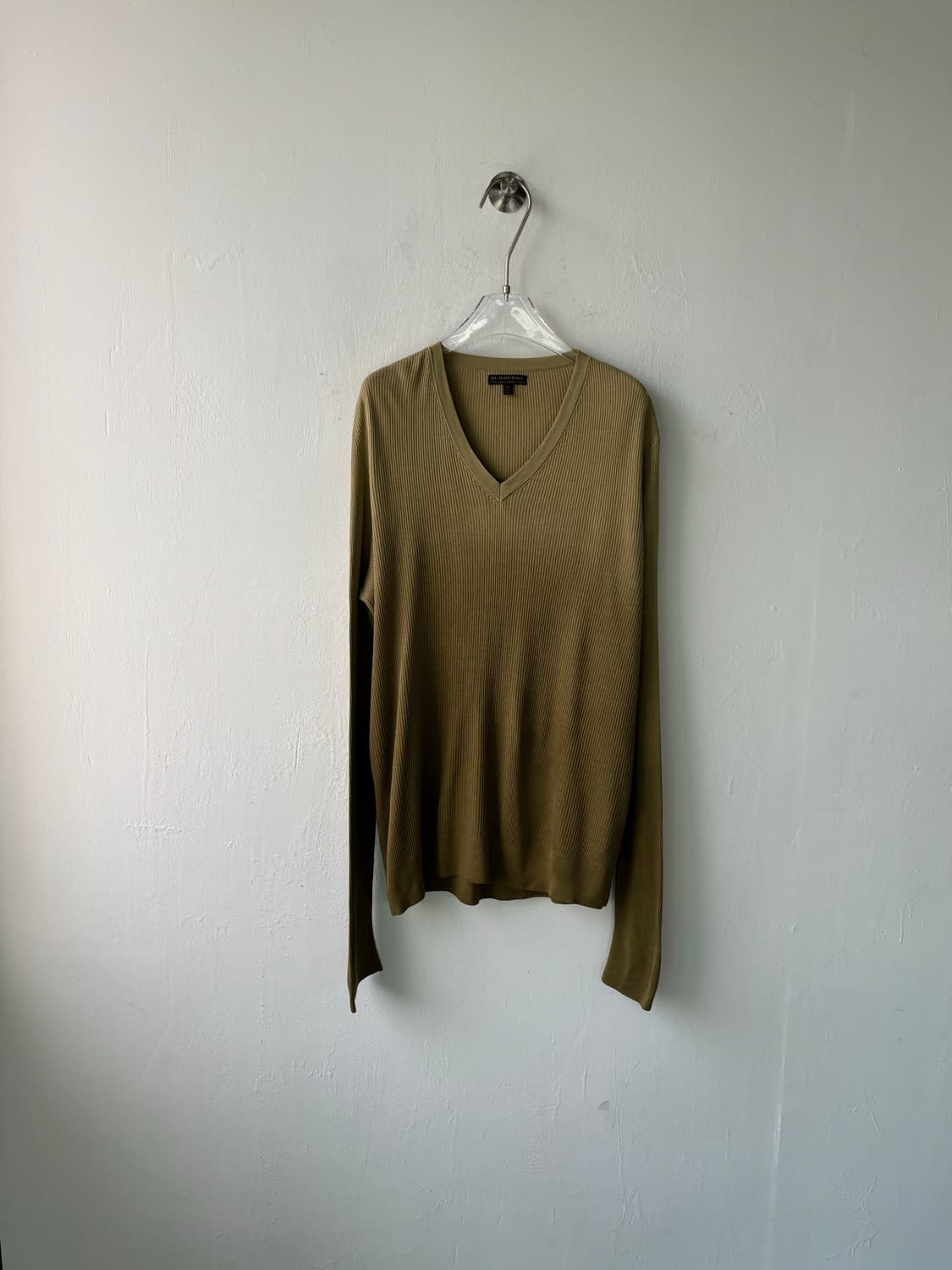 버버리 그라데이션 브이넥 니트 상품이미지5