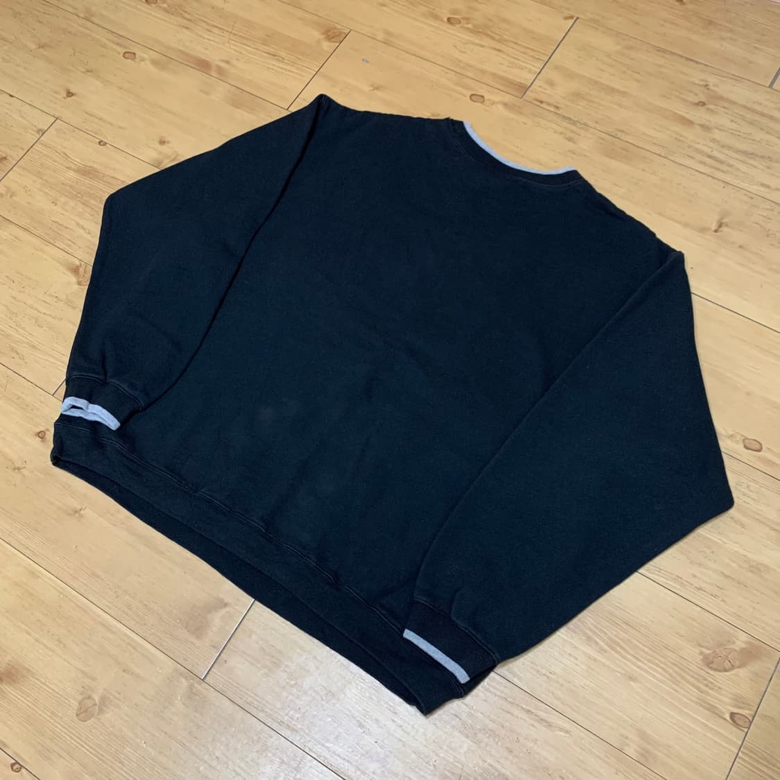 disney 100 years of magic sweatshirt 상품이미지5