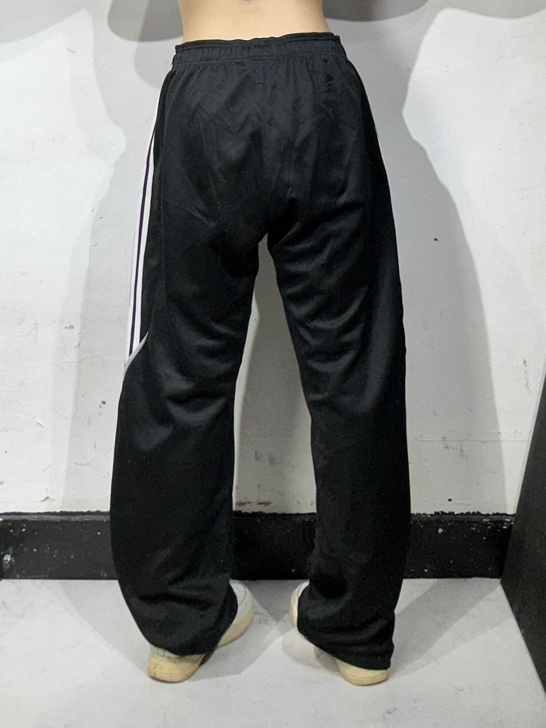 아디다스 블랙 화이트 삼선 와이드 트레이닝 팬츠 L 상품이미지3