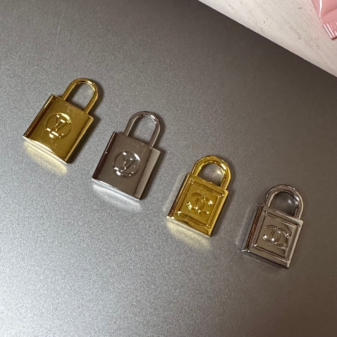 빈티지 샤넬 업사이클링 팬던트 상품이미지2