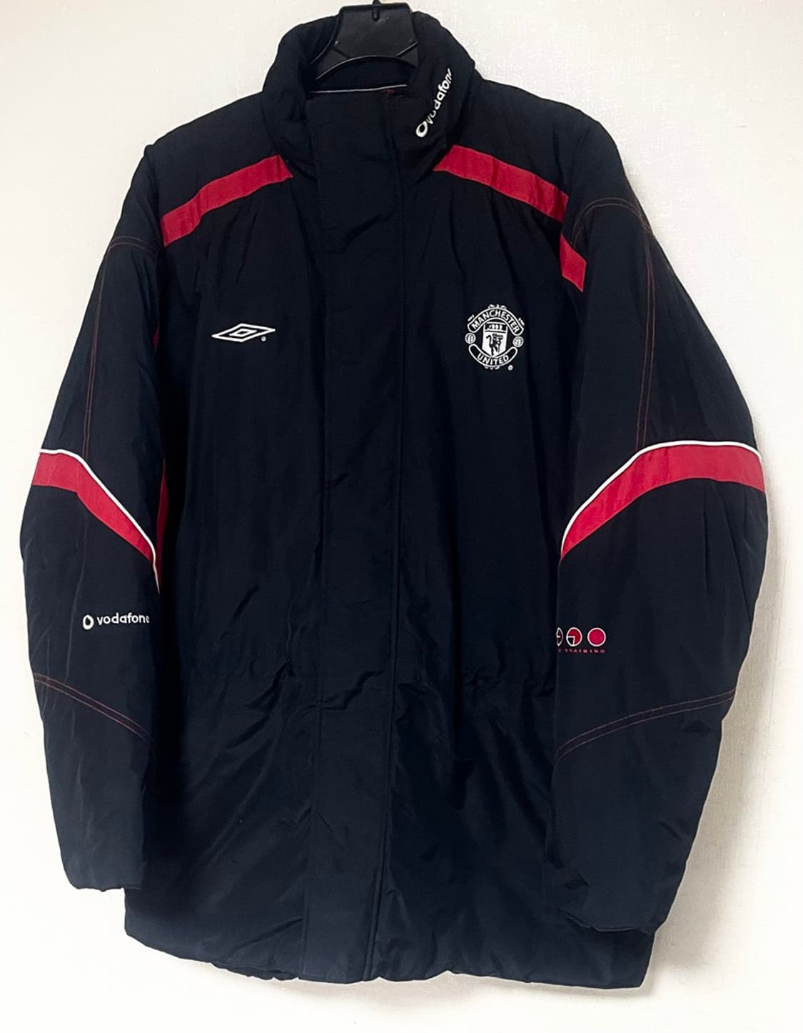 엄브로 맨유 01/03 스타디움 패딩 자켓 상품이미지6