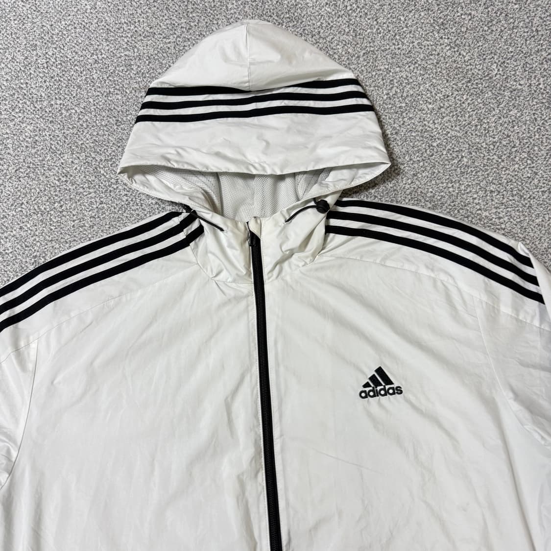 아디다스 바람막이 2XL 상품이미지3