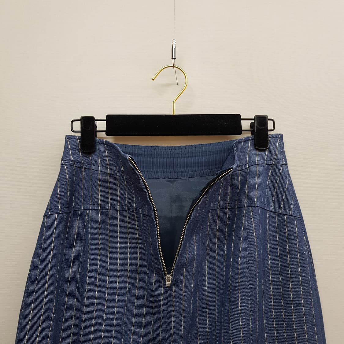 한섬 타임 TIME 2021 스트라이프  롱 스커트 64-94사이즈 상품이미지5