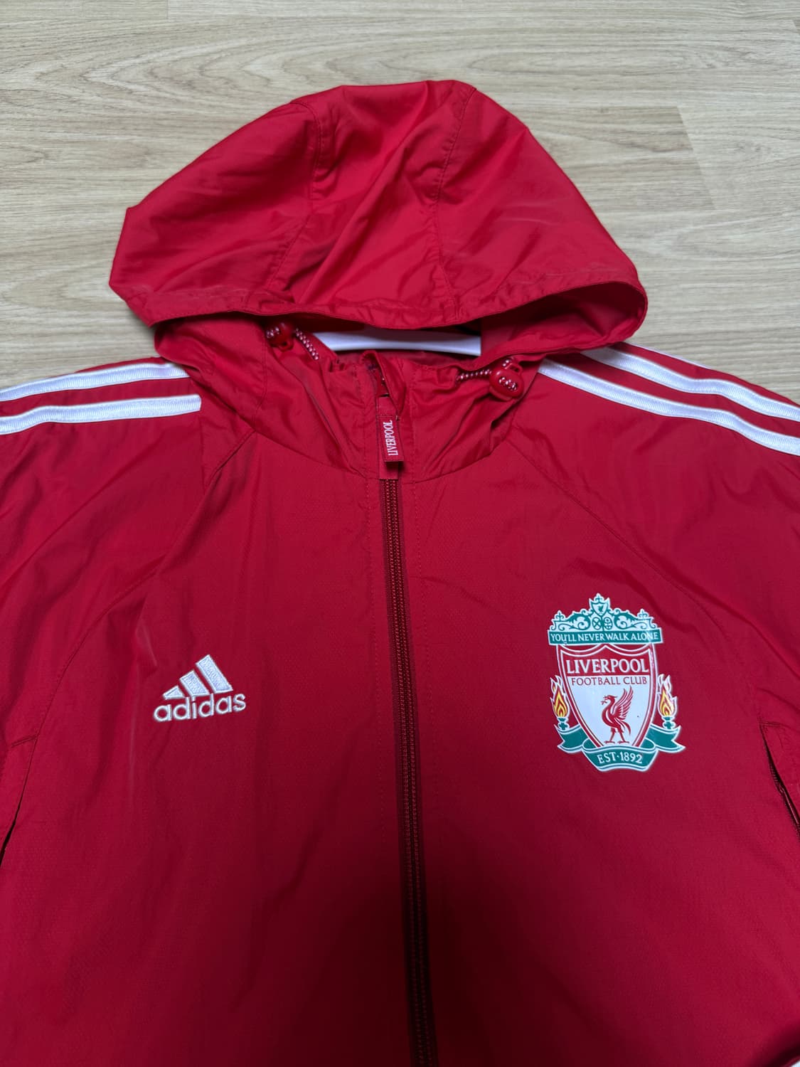 09-10 리버풀 자켓 상품이미지2