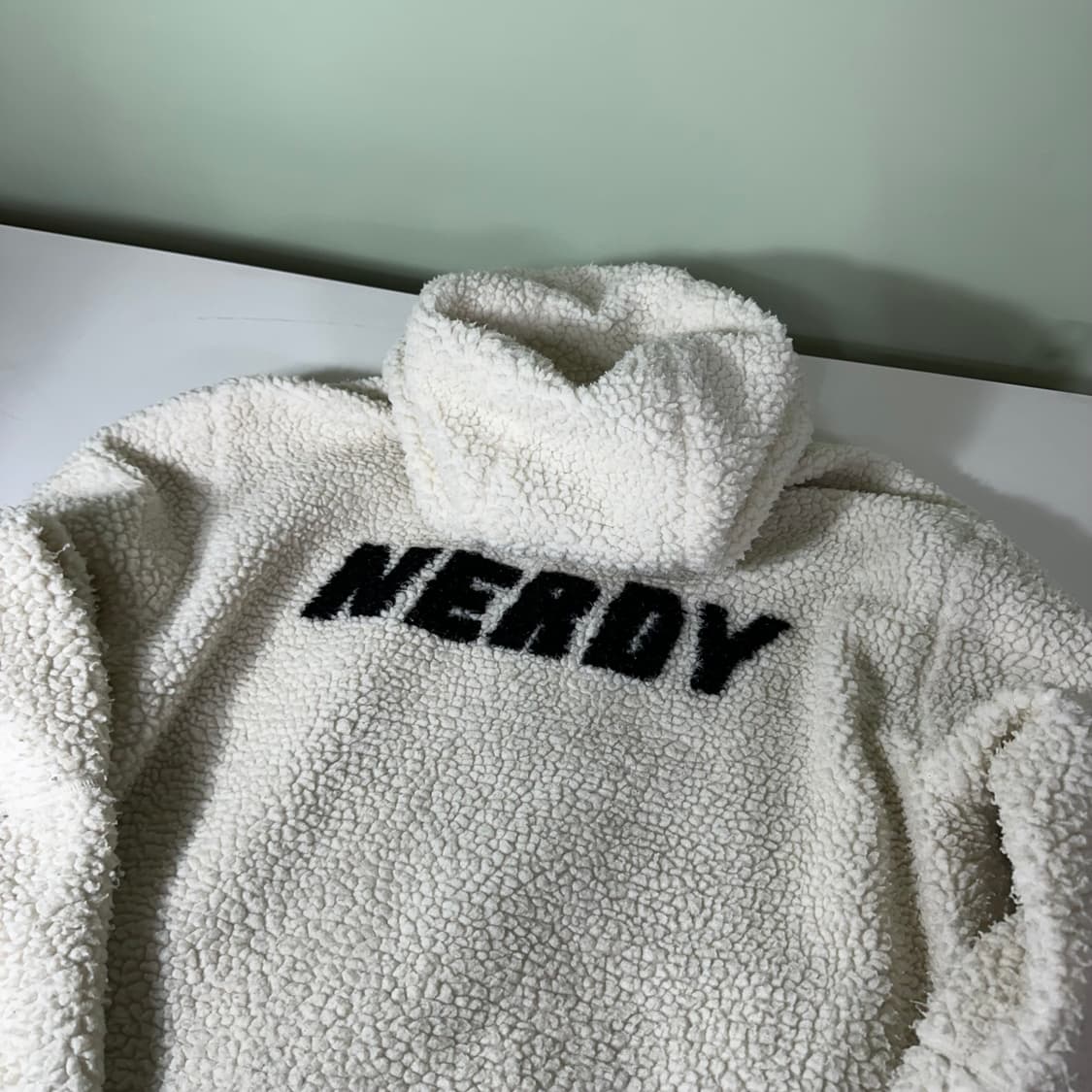 S 95 널디 크림 백로고 뽀글이 후리스 후드집업 상품이미지2