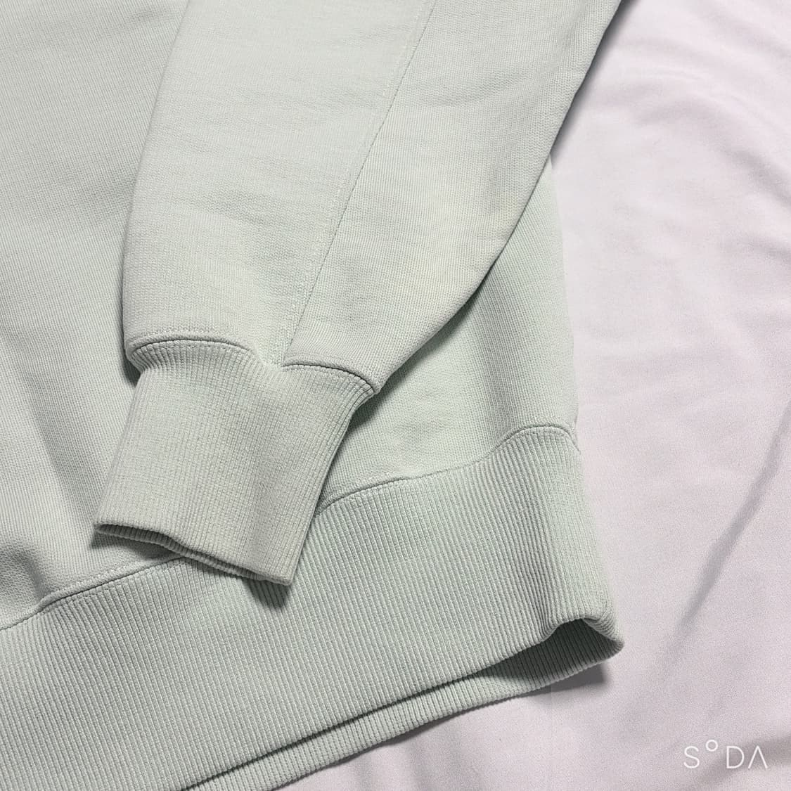 아미 스몰 하트 로고 민트 맨투맨 M 상품이미지7