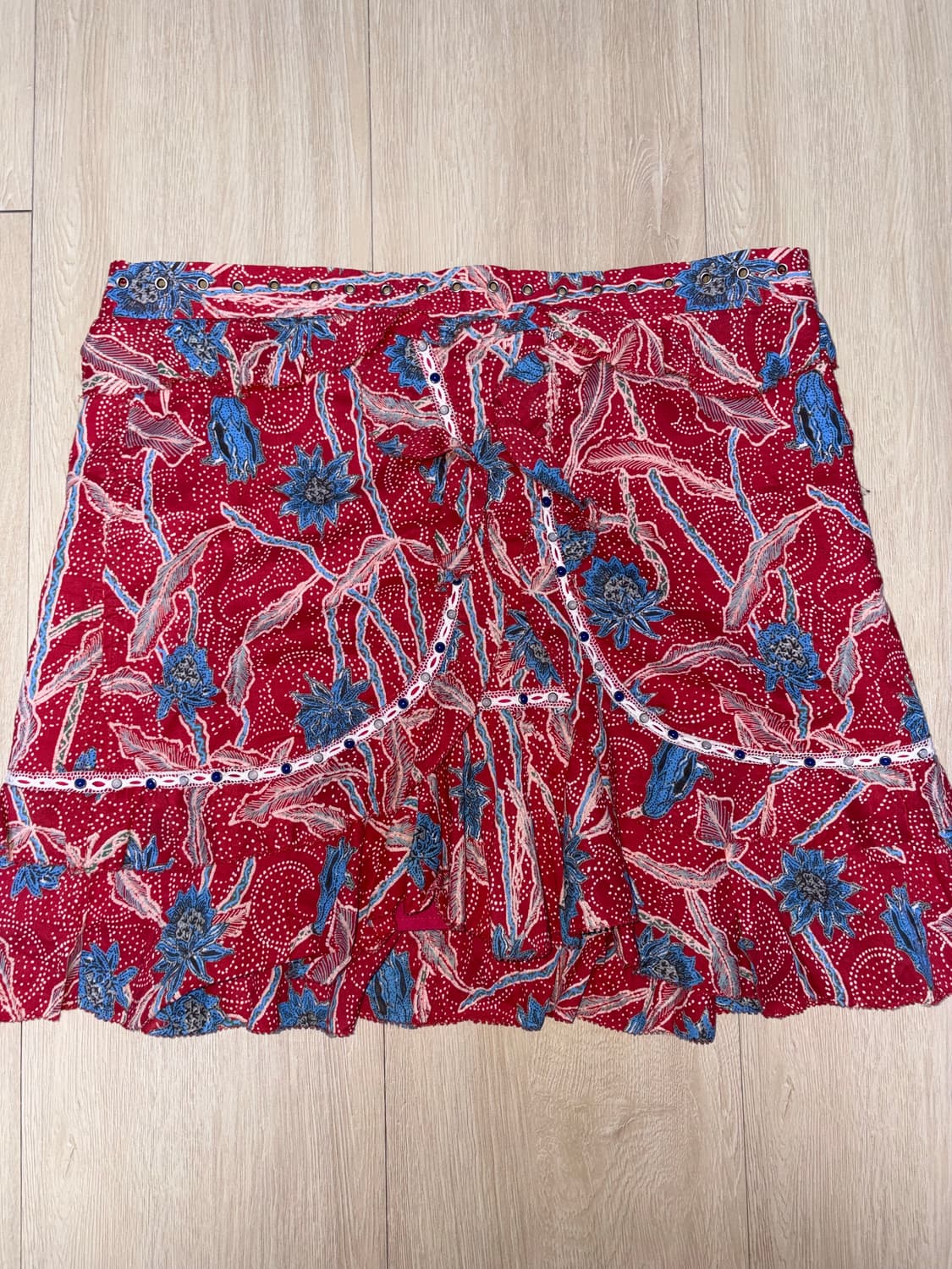 이자벨마랑 레드 플로럴 비즈 스커트 상품이미지1