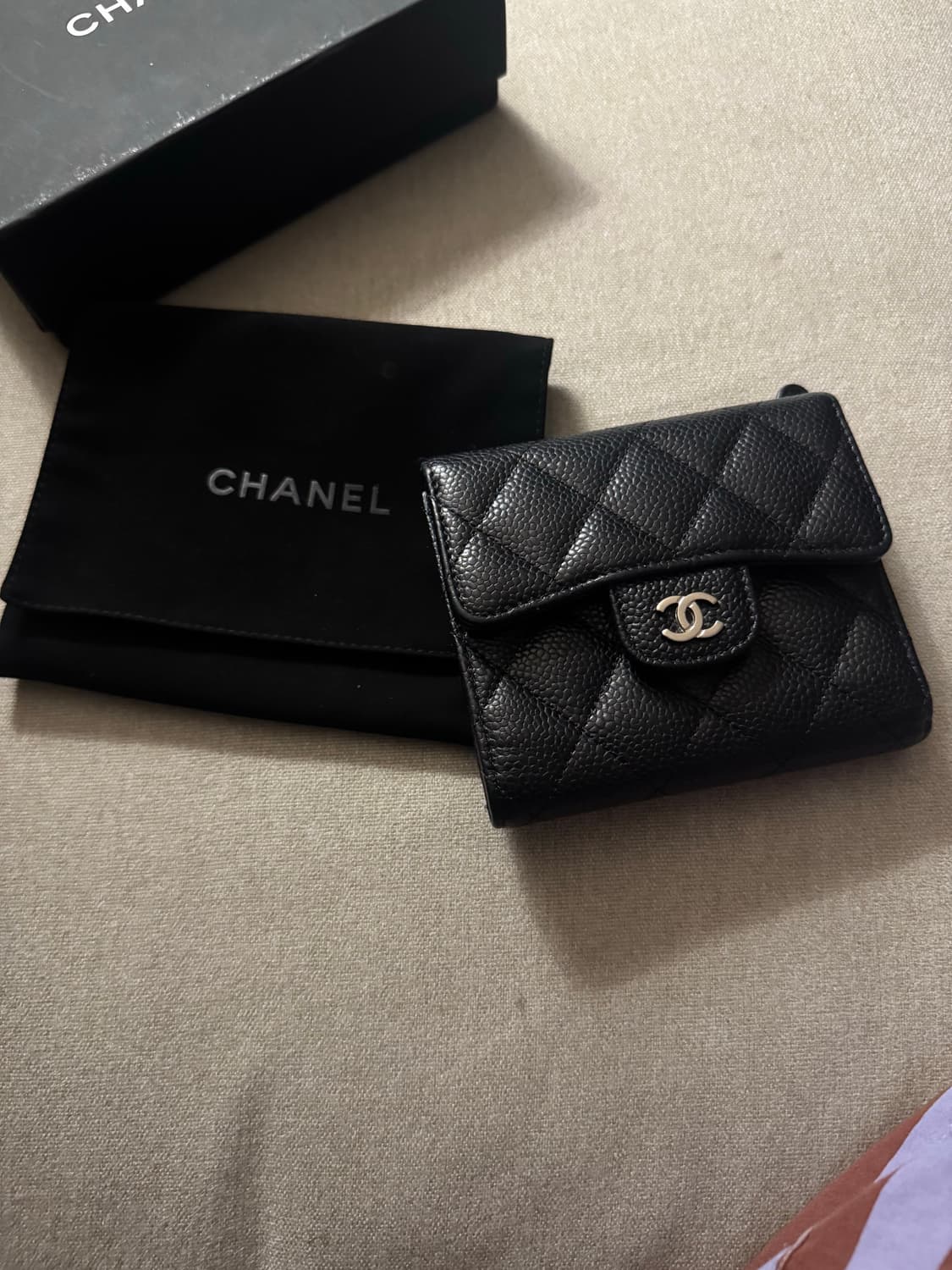 샤넬 샤넬 블랙 (샤넬 클래식 스몰 플랩 월렛 ) 지퍼 포함 S급 상품이미지1