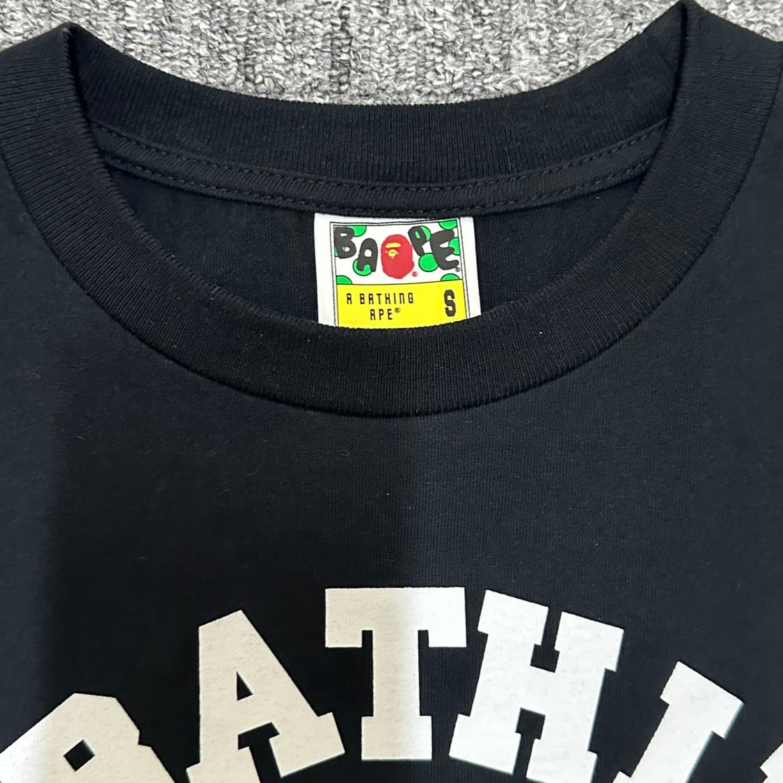 베이프 컬리지 카모 반팔 티셔츠 블랙 S사이즈 상품이미지3