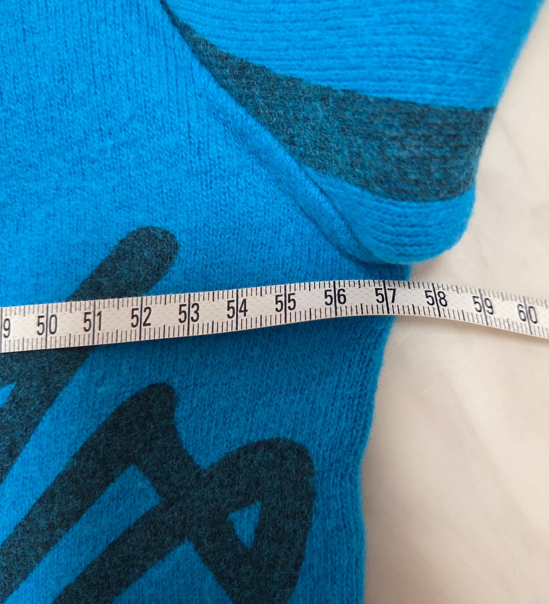 코모도 러브 공용 블루 니트 상품이미지3