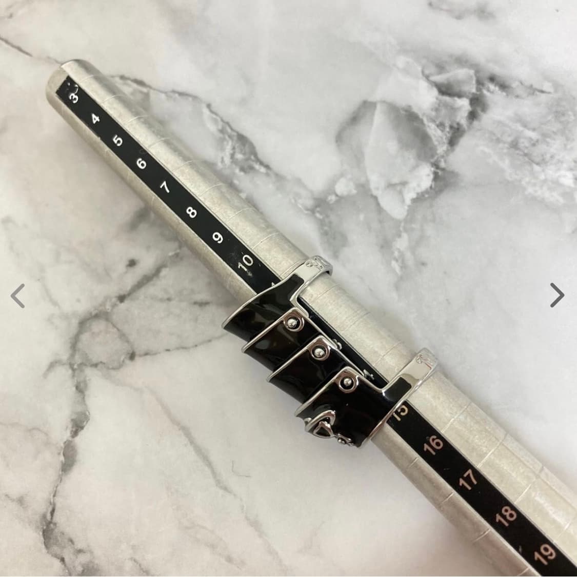 비비안웨스트우드 아카이브 블랙 실버 3단 너클링(새상품) 상품이미지6