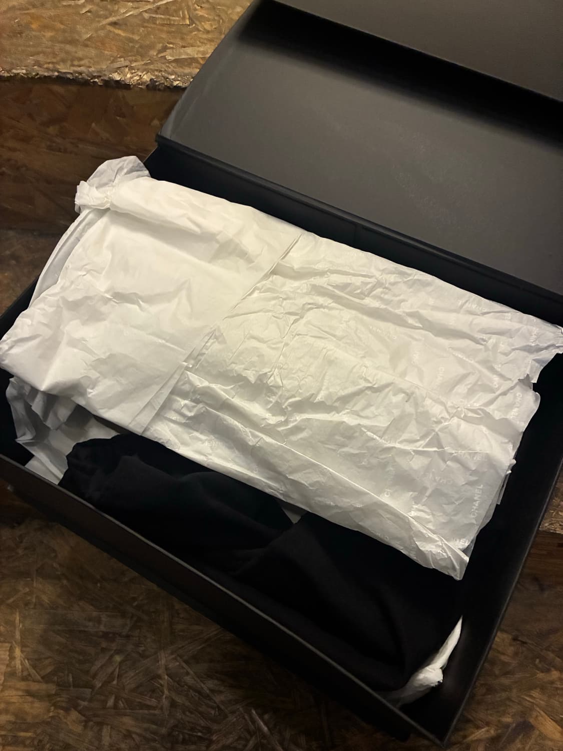 CHANEL 샤넬 정품 마드모아젤 볼링백 상품이미지4