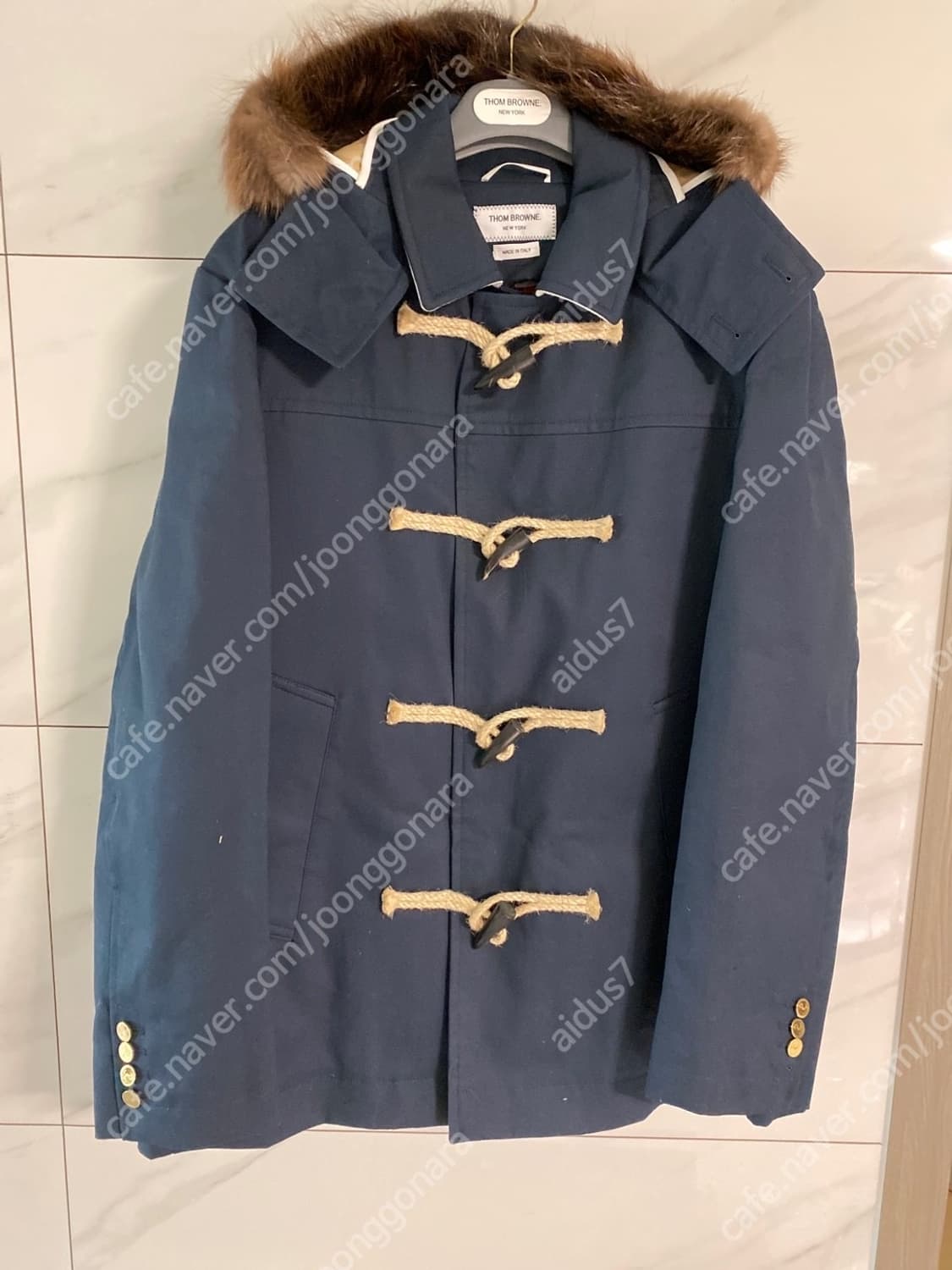 톰브라운 코트 내피  탈부착가능 상품이미지1