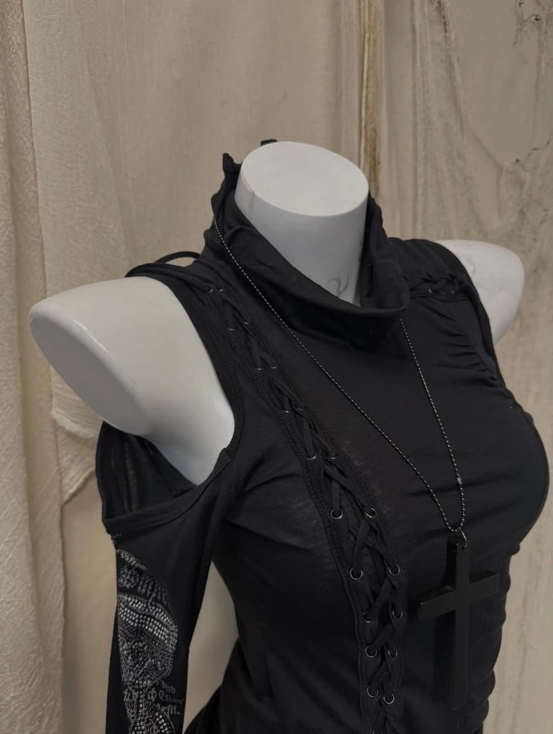 Salvage Off Shoulder Detail Sleeve 상품이미지2