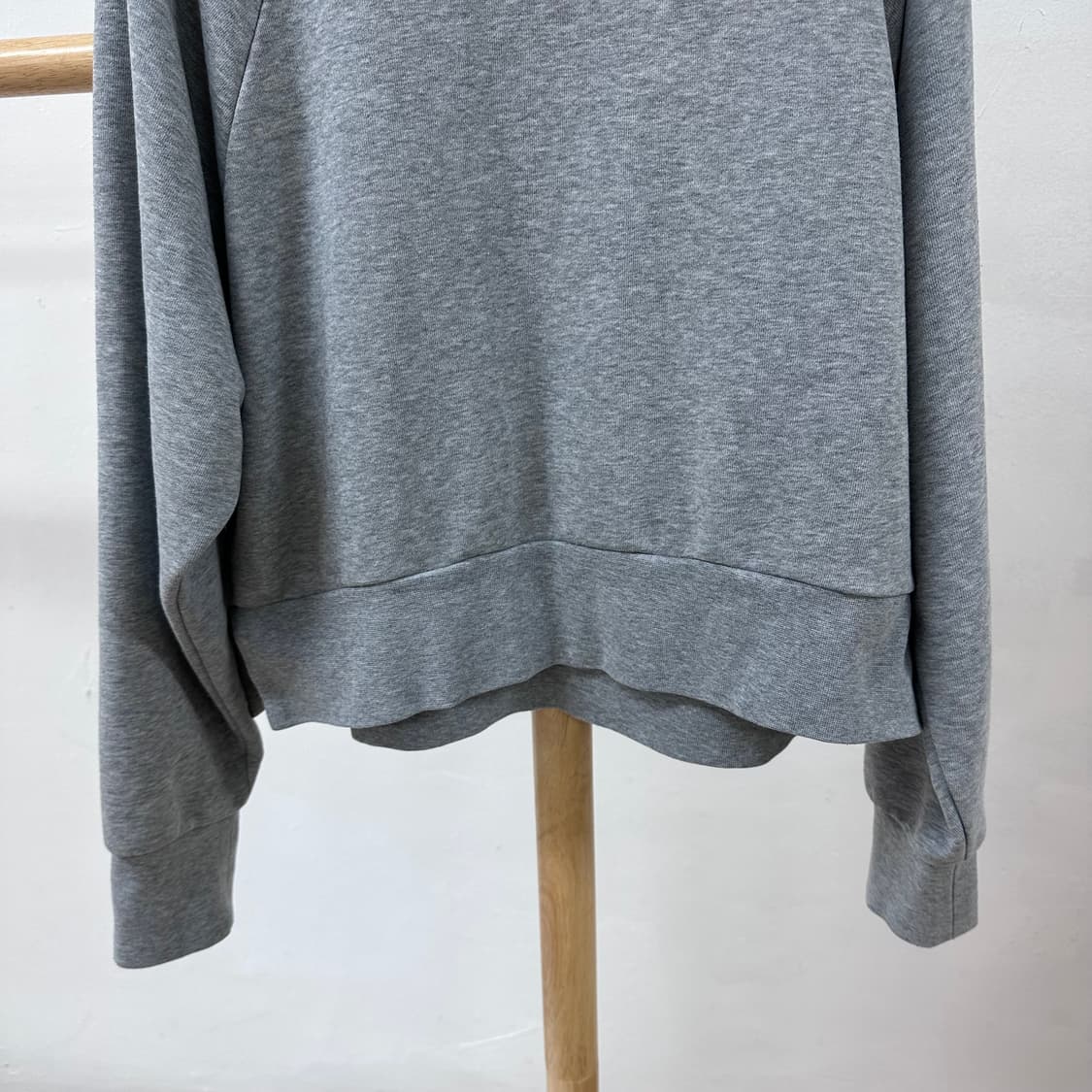 나이키 여성 드라이핏 절개 크롭 맨투맨 티셔츠 L사이즈 J23 상품이미지6