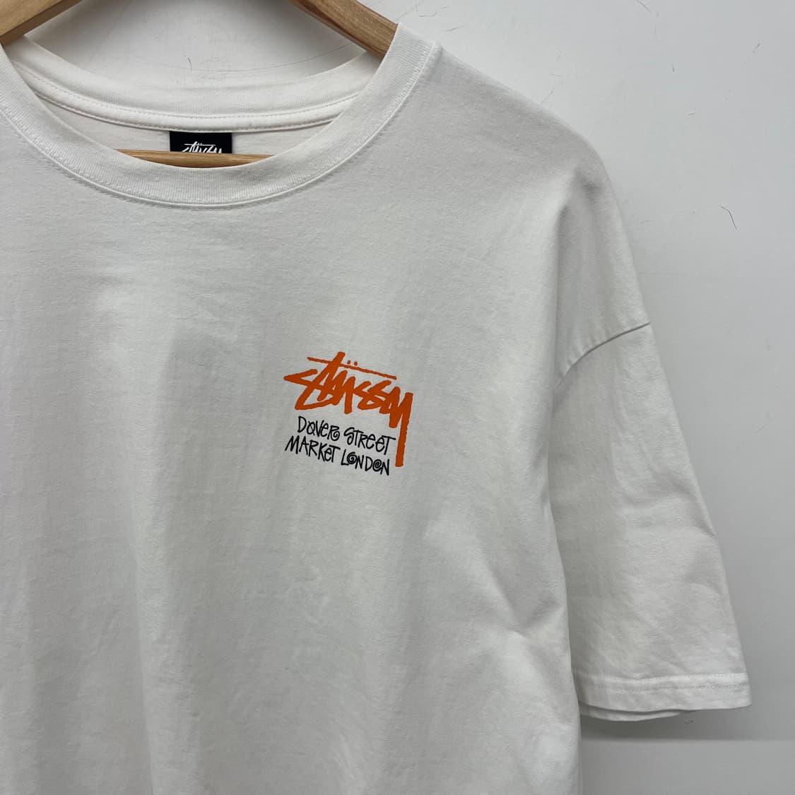 스투시 Dover Street Market 화이트 반팔티 남XL 상품이미지3