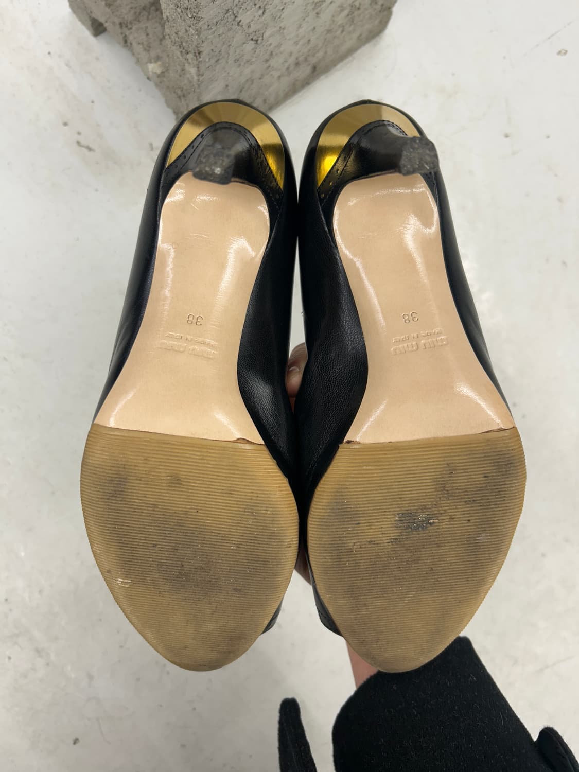 미우미우 오픈토힐 상품이미지4