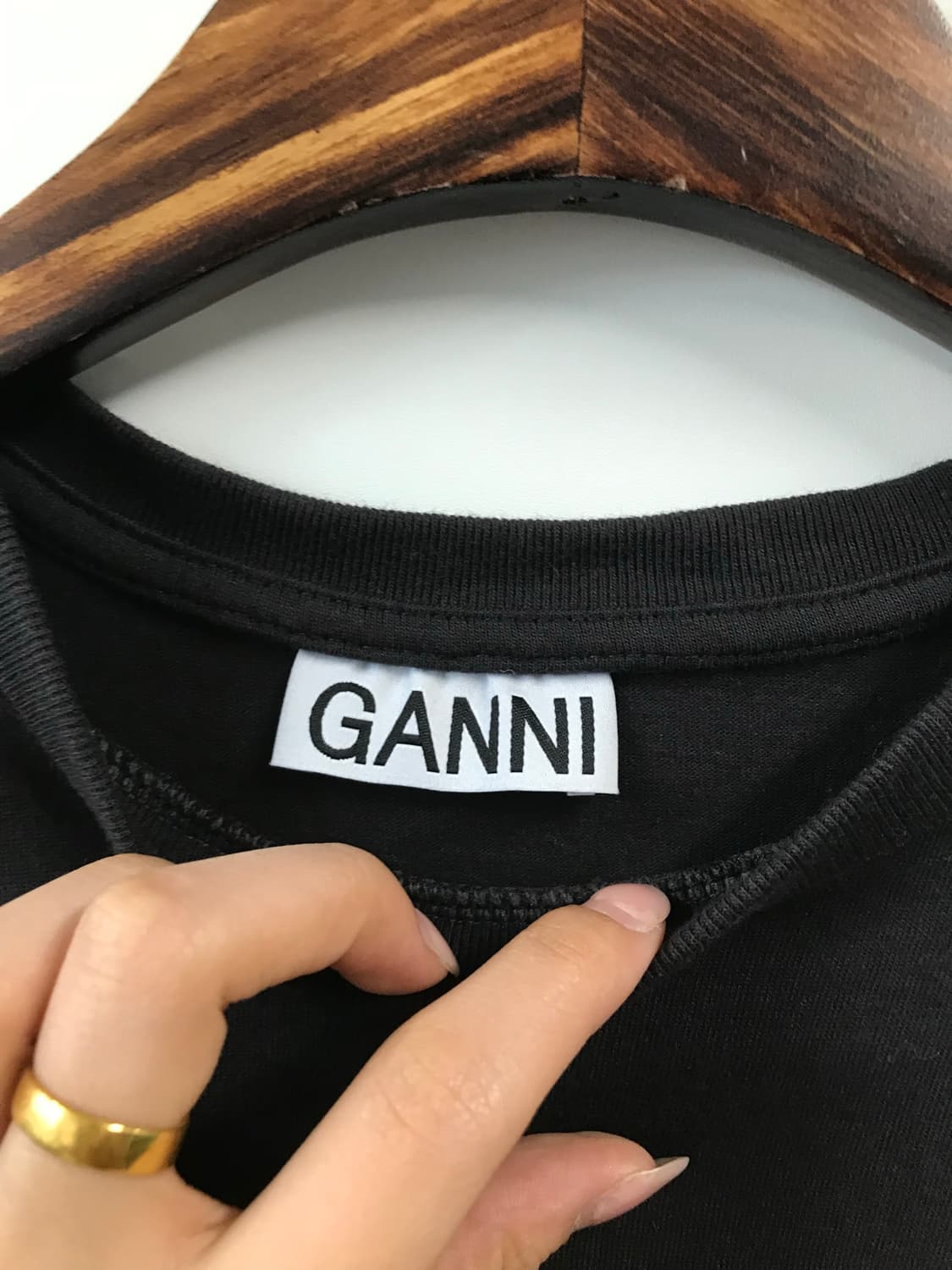 Ganni 가니 스마일 블랙 반팔 티셔츠  상품이미지7