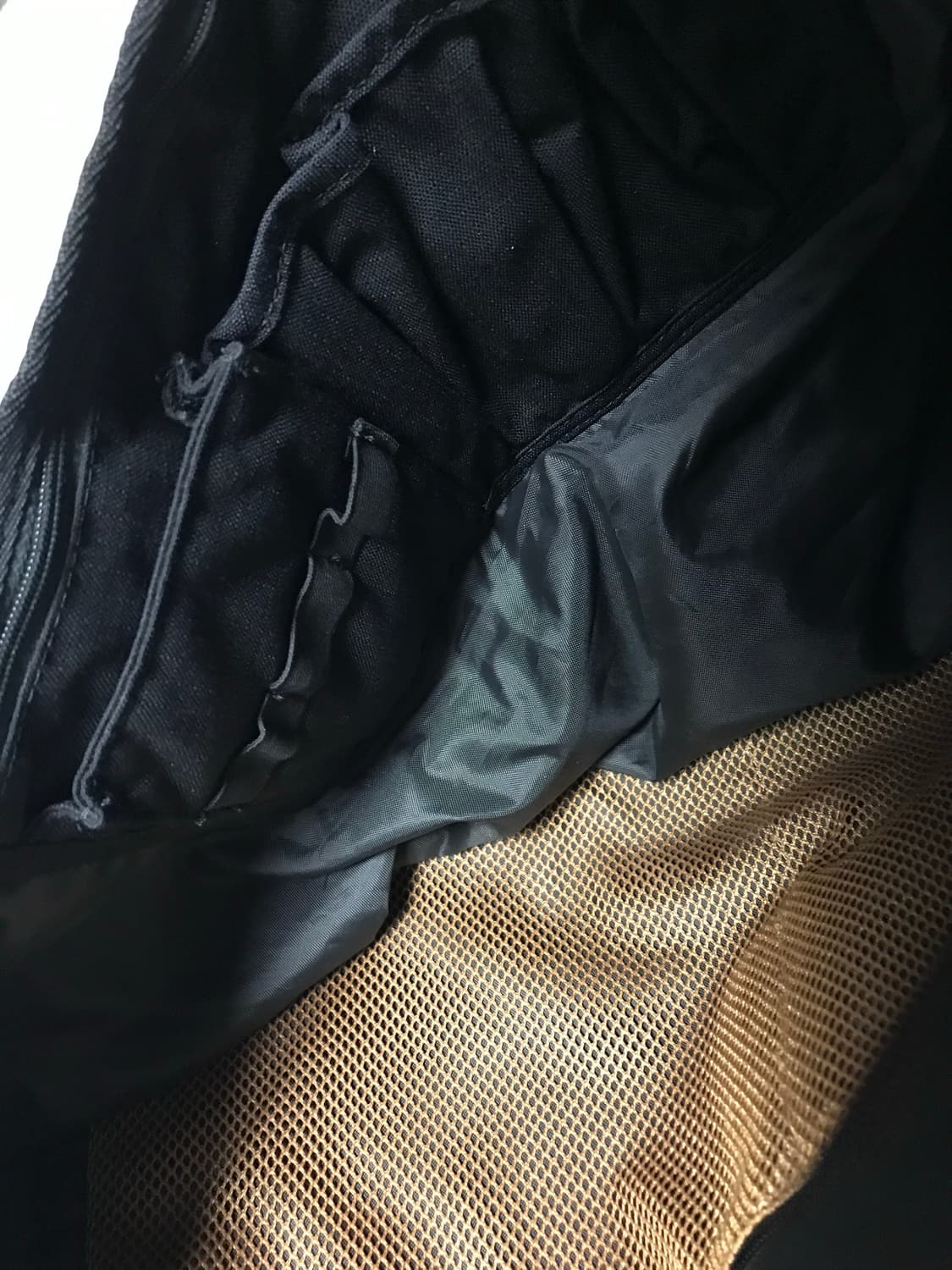 칼하트 카고 시리즈 메신저백 상품이미지3